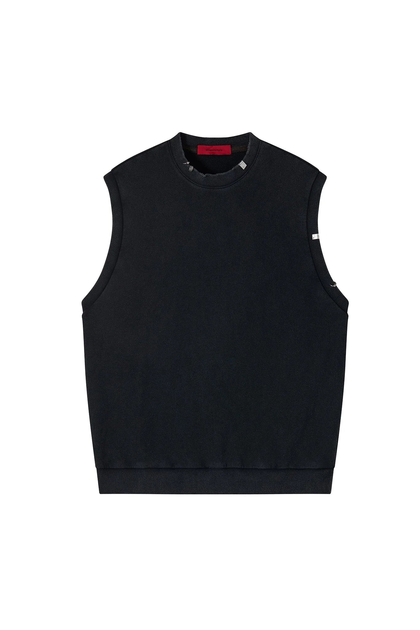 Piercing Sleeveless T-shirt